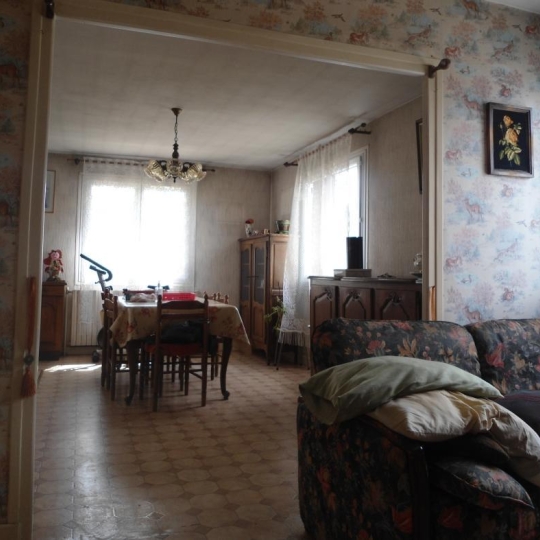   SARL PICOT IMMOBILIER -  : Maison / Villa | ENTRE-DEUX-GUIERS (38380) | 100 m2 | 169 000 € 