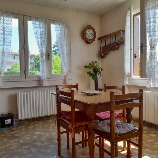   SARL PICOT IMMOBILIER -  : Maison / Villa | VOIRON (38500) | 115 m2 | 282 000 € 