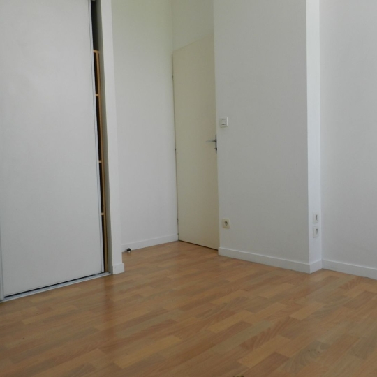   SARL PICOT IMMOBILIER -  La Petite Agence  : Appartement | SAINT-LAURENT-DU-PONT (38380) | 55 m2 | 743 € 