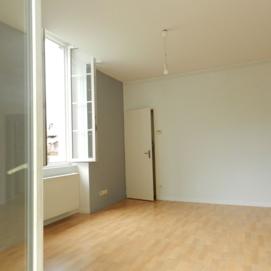   SARL PICOT IMMOBILIER -  La Petite Agence  : Appartement | SAINT-LAURENT-DU-PONT (38380) | 55 m2 | 743 € 