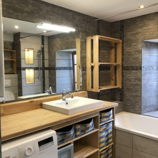   SARL PICOT IMMOBILIER -  : Appartement | SAINT-LAURENT-DU-PONT (38380) | 107 m2 | 855 € 