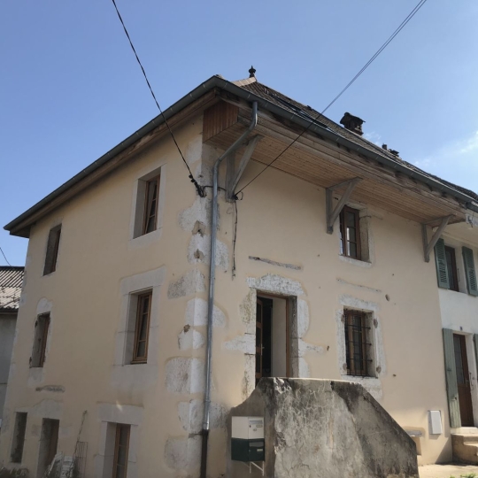  SARL PICOT IMMOBILIER -  : Appartement | SAINT-LAURENT-DU-PONT (38380) | 107.00m2 | 855 € 