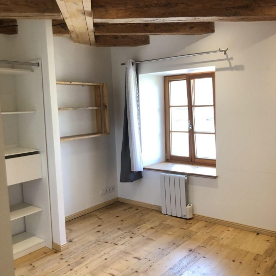   SARL PICOT IMMOBILIER -  : Appartement | SAINT-LAURENT-DU-PONT (38380) | 107 m2 | 855 € 