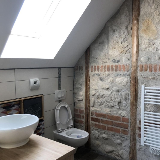   SARL PICOT IMMOBILIER -  : Appartement | SAINT-LAURENT-DU-PONT (38380) | 107 m2 | 855 € 