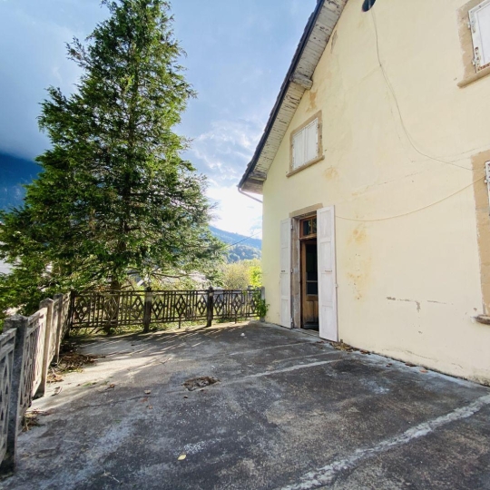   SARL PICOT IMMOBILIER -  : House | SAINT-LAURENT-DU-PONT (38380) | 195 m2 | 185 000 € 