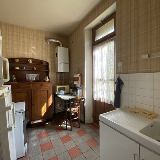  SARL PICOT IMMOBILIER -  : Maison / Villa | ENTRE-DEUX-GUIERS (38380) | 78 m2 | 180 000 € 