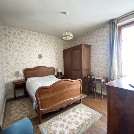   SARL PICOT IMMOBILIER -  : Maison / Villa | ENTRE-DEUX-GUIERS (38380) | 78 m2 | 180 000 € 