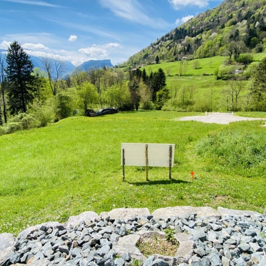   SARL PICOT IMMOBILIER -  : Ground | POMMIERS-LA-PLACETTE (38340) | 0 m2 | 195 000 € 