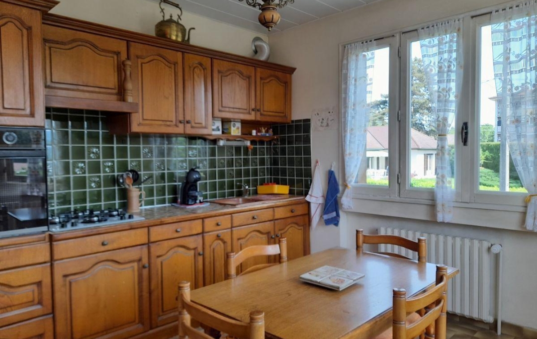  SARL PICOT IMMOBILIER -  : Maison / Villa | SAINT-GEOIRE-EN-VALDAINE (38620) | 115 m2 | 282 000 € 