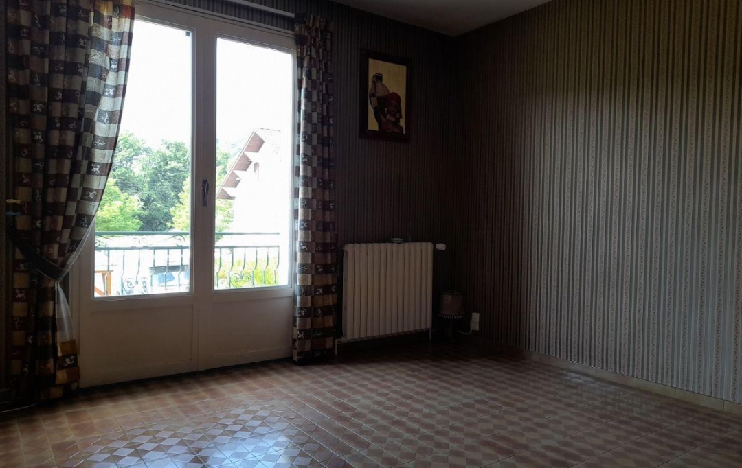 SARL PICOT IMMOBILIER -  : Maison / Villa | VOIRON (38500) | 115 m2 | 282 000 € 