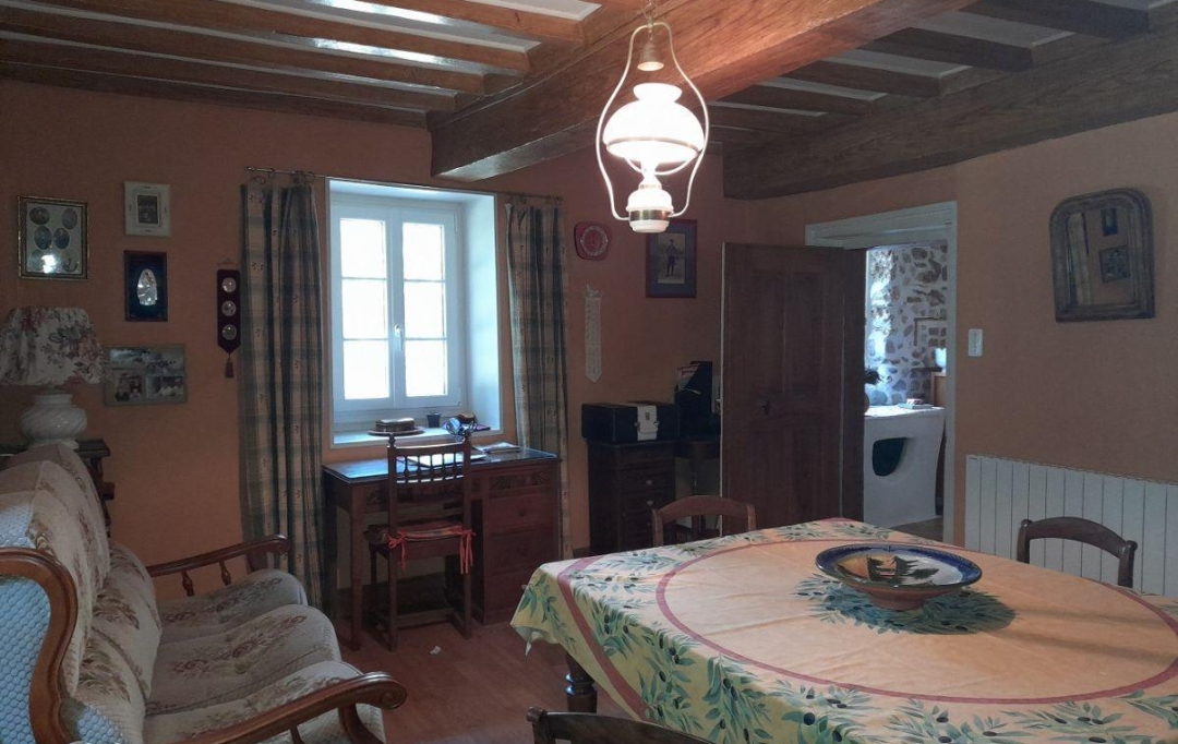  SARL PICOT IMMOBILIER -  : Domaines / Propriétés | SAINT-ALBIN-DE-VAULSERRE (38480) | 250 m2 | 463 000 € 