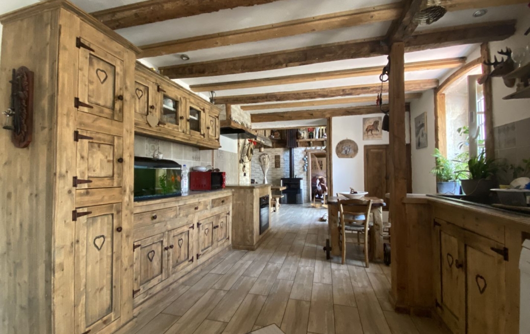  SARL PICOT IMMOBILIER -  : Maison / Villa | SAINT-BERON (73520) | 130 m2 | 515 000 € 