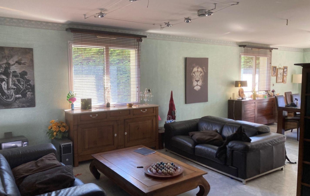  SARL PICOT IMMOBILIER -  : Maison / Villa | SAINT-BERON (73520) | 170 m2 | 335 000 € 