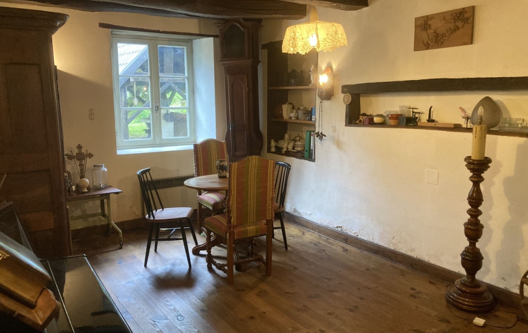  SARL PICOT IMMOBILIER -  : Maison / Villa | SAINT-JEAN-D'AVELANNE (38480) | 152 m2 | 239 000 € 