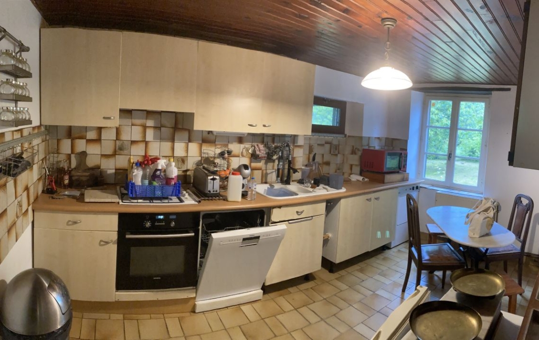  SARL PICOT IMMOBILIER -  : Maison / Villa | SAINT-JEAN-D'AVELANNE (38480) | 152 m2 | 239 000 € 