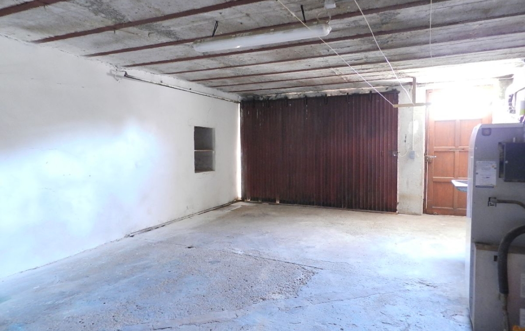 SARL PICOT IMMOBILIER -  : Maison / Villa | SAINT-LAURENT-DU-PONT (38380) | 104 m2 | 940 € 