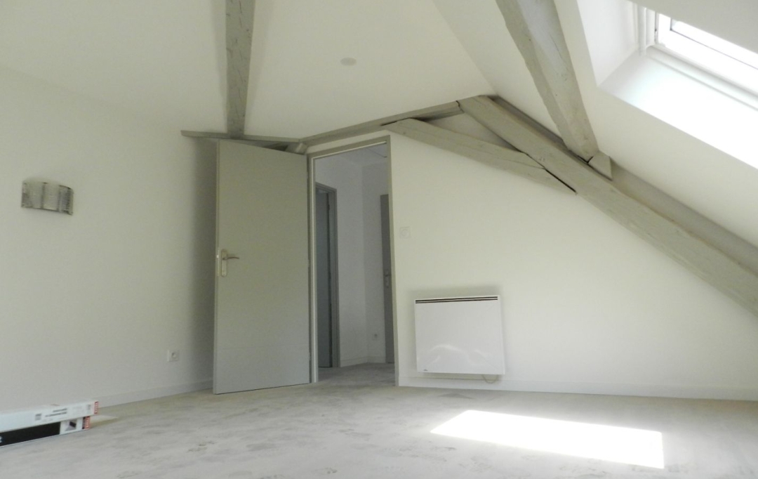  SARL PICOT IMMOBILIER -  : Appartement | SAINT-LAURENT-DU-PONT (38380) | 66 m2 | 690 € 