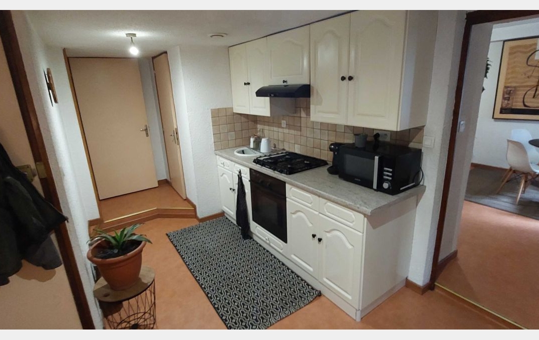  SARL PICOT IMMOBILIER -  : Appartement | SAINT-LAURENT-DU-PONT (38380) | 53 m2 | 69 000 € 