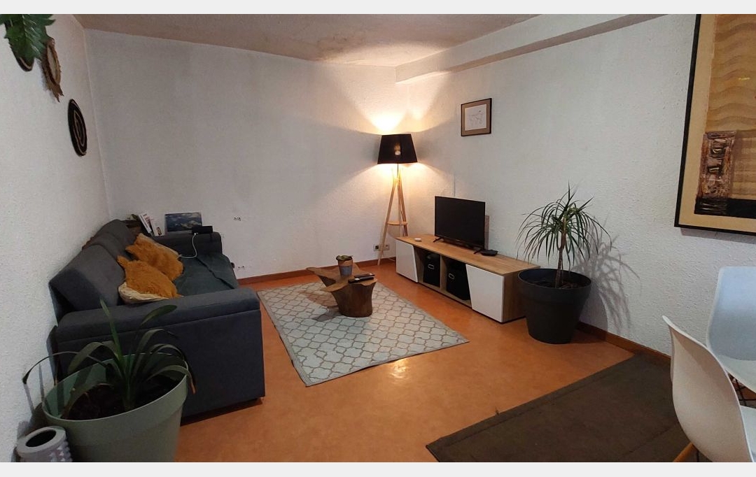  SARL PICOT IMMOBILIER -  : Appartement | SAINT-LAURENT-DU-PONT (38380) | 53 m2 | 69 000 € 