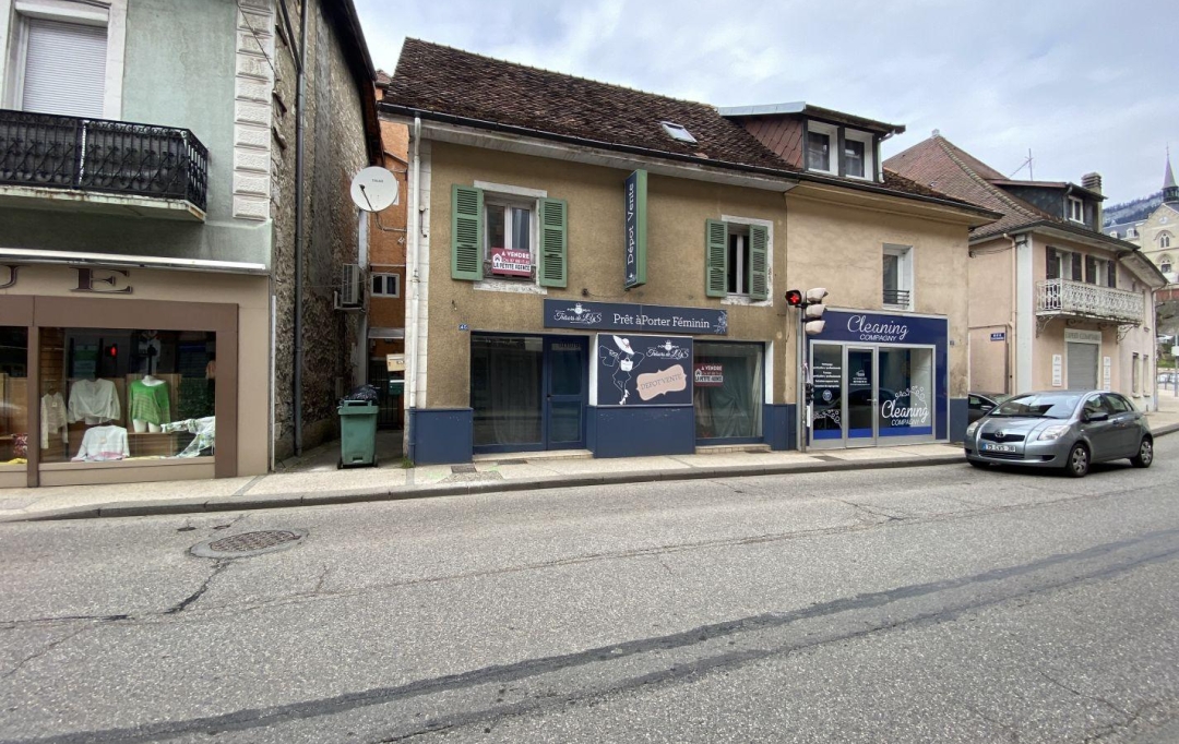  SARL PICOT IMMOBILIER -  : Office | SAINT-LAURENT-DU-PONT (38380) | 32 m2 | 49 000 € 