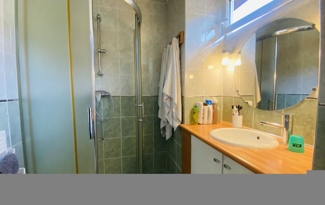  SARL PICOT IMMOBILIER -  : House | SAINT-LAURENT-DU-PONT (38380) | 70 m2 | 159 000 € 