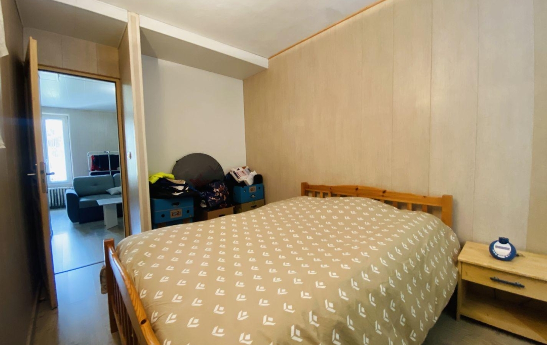 SARL PICOT IMMOBILIER -  : House | SAINT-LAURENT-DU-PONT (38380) | 70 m2 | 159 000 € 