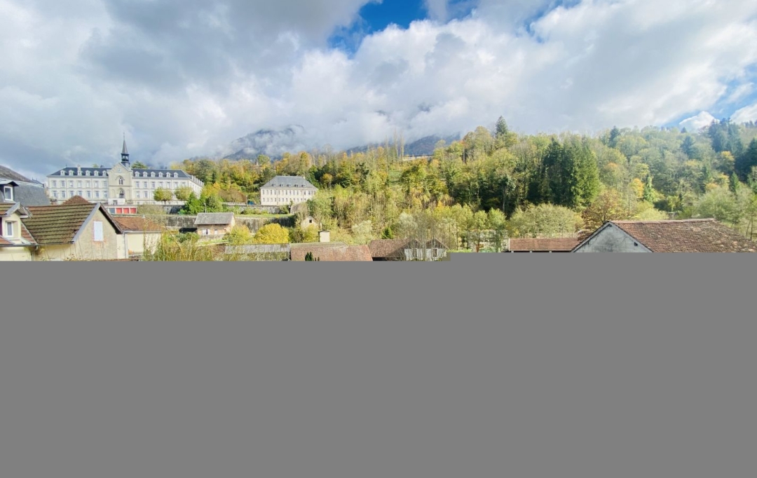  SARL PICOT IMMOBILIER -  : House | SAINT-LAURENT-DU-PONT (38380) | 70 m2 | 159 000 € 