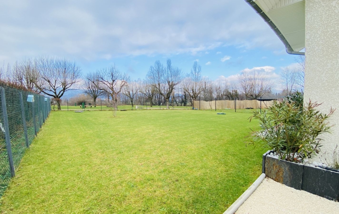  SARL PICOT IMMOBILIER -  : House | SAINT-LAURENT-DU-PONT (38380) | 103 m2 | 365 000 € 