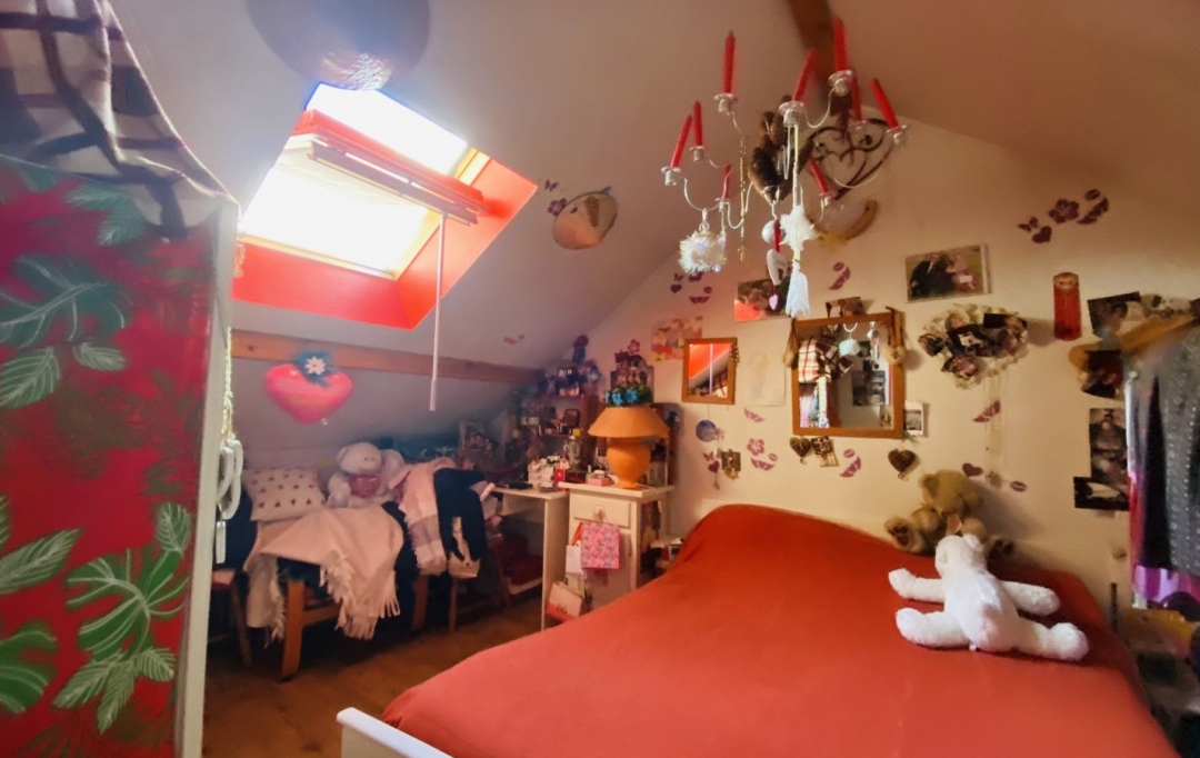  SARL PICOT IMMOBILIER -  : House | SAINT-LAURENT-DU-PONT (38380) | 94 m2 | 265 000 € 