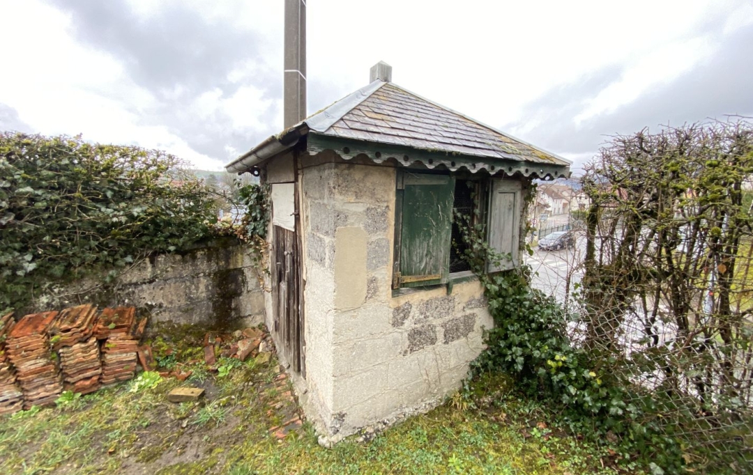  SARL PICOT IMMOBILIER -  : Maison / Villa | ENTRE-DEUX-GUIERS (38380) | 78 m2 | 180 000 € 