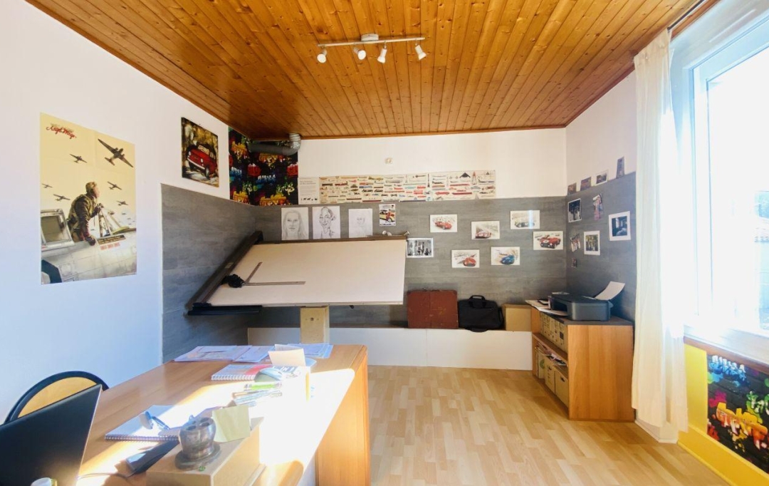  SARL PICOT IMMOBILIER -  : House | LES ECHELLES (73360) | 185 m2 | 370 000 € 