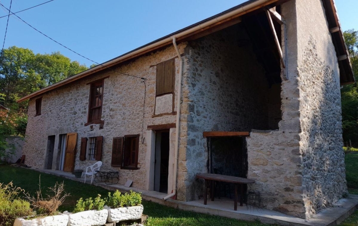 Maison VOISSANT 136 m2 169 000 € Maison VOISSANT 136 m2 169 000 €
